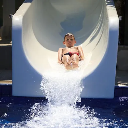 Semesteranläggning (resort) Garden