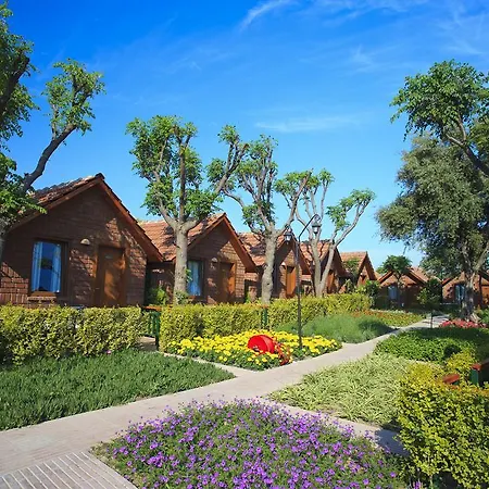 אתר נופש Garden 4*