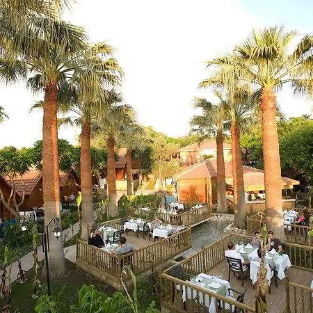 אתר נופש Garden סייד