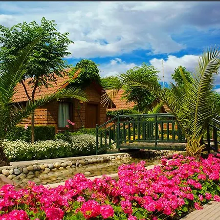 Garden אתר נופש