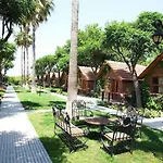 Garden Resort 4*