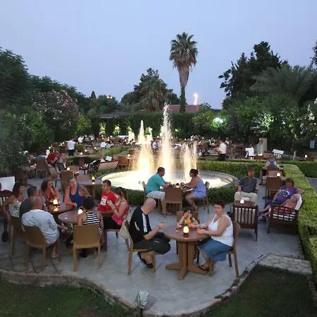 Garden Resort Side